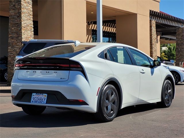 2023 Toyota Prius LE