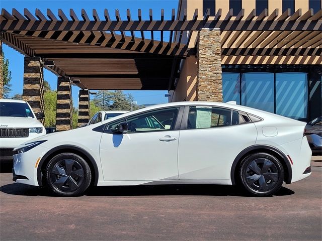 2023 Toyota Prius LE