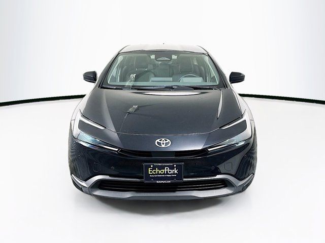 2023 Toyota Prius LE