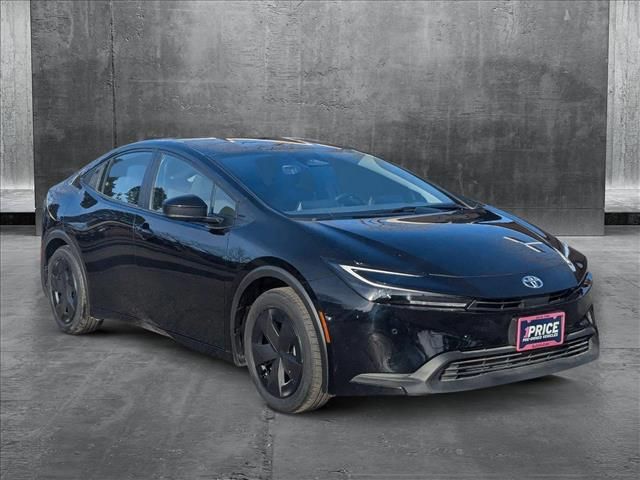 2023 Toyota Prius LE