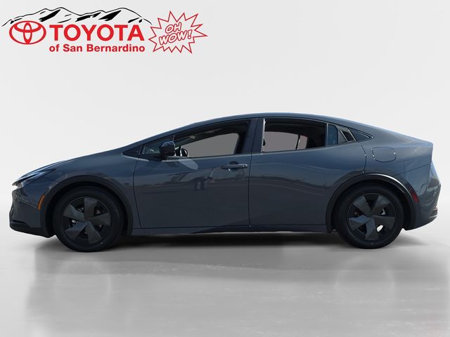 2023 Toyota Prius LE