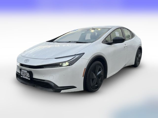 2023 Toyota Prius LE
