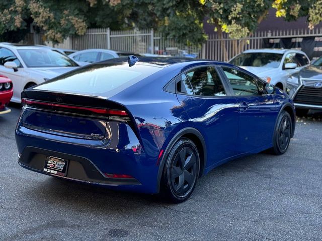 2023 Toyota Prius LE