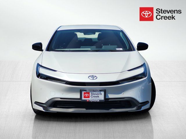 2023 Toyota Prius LE