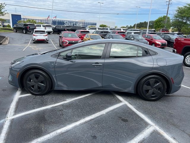 2023 Toyota Prius LE