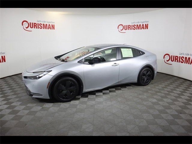 2023 Toyota Prius LE