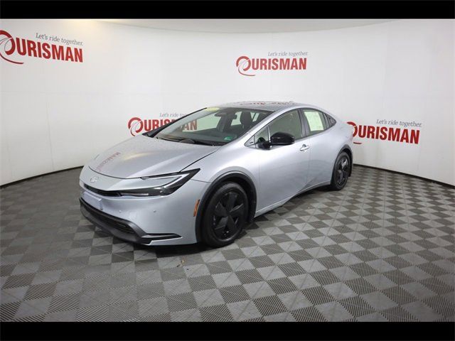2023 Toyota Prius LE