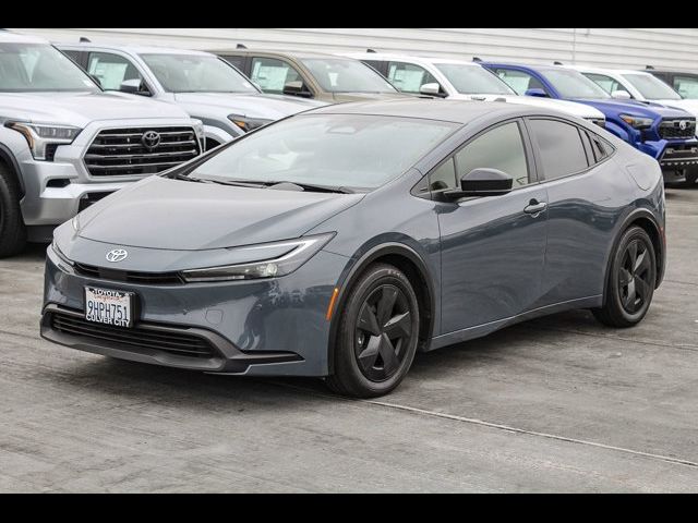 2023 Toyota Prius LE