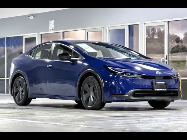 2023 Toyota Prius LE