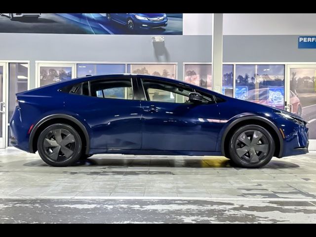 2023 Toyota Prius LE