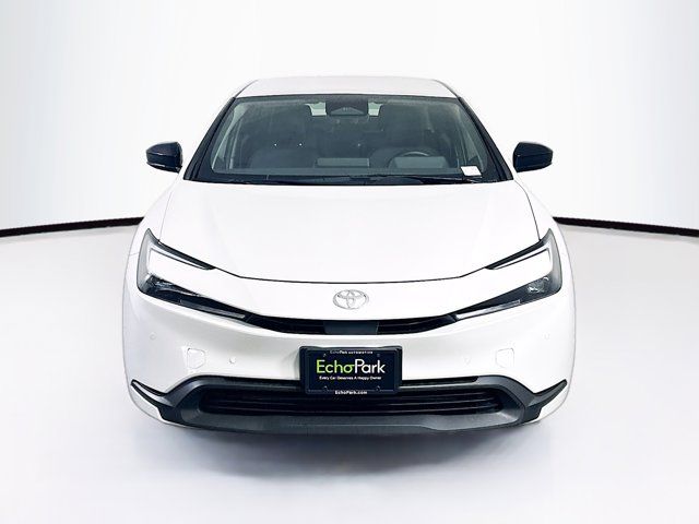 2023 Toyota Prius LE