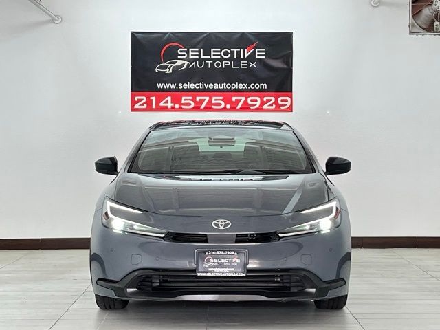 2023 Toyota Prius LE
