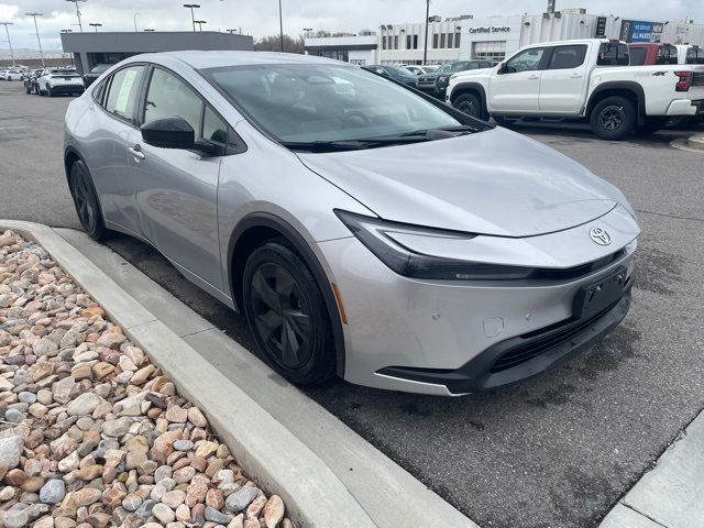 2023 Toyota Prius LE