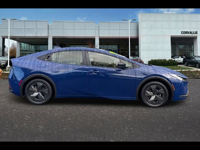 2023 Toyota Prius LE