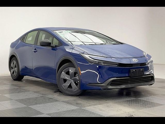 2023 Toyota Prius LE