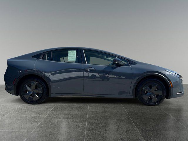 2023 Toyota Prius LE