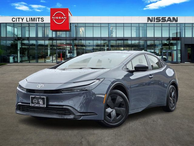 2023 Toyota Prius LE