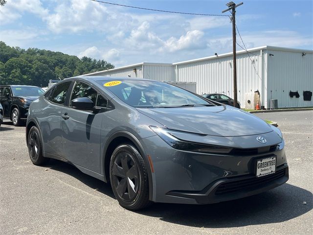 2023 Toyota Prius LE