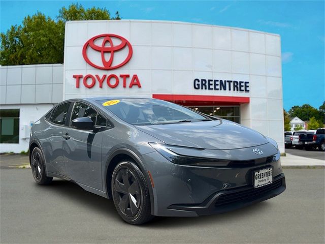 2023 Toyota Prius LE