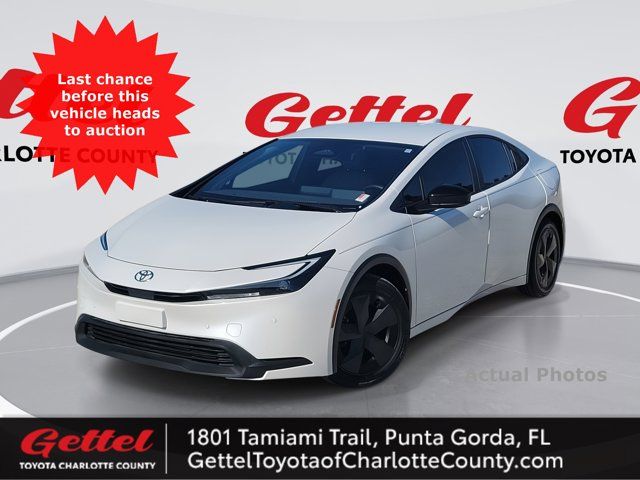 2023 Toyota Prius LE