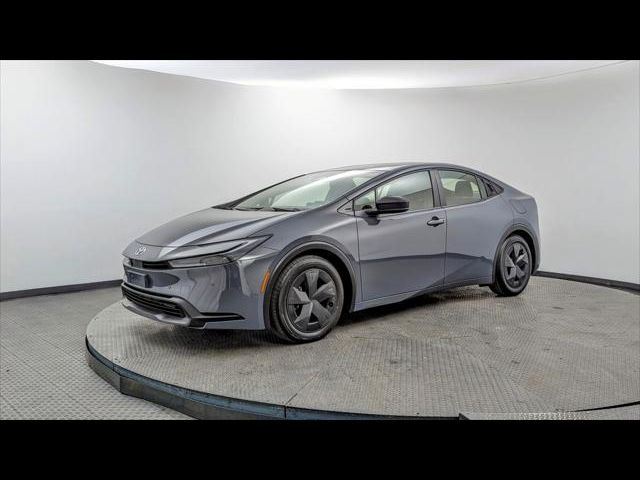 2023 Toyota Prius LE