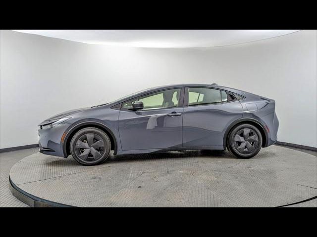 2023 Toyota Prius LE