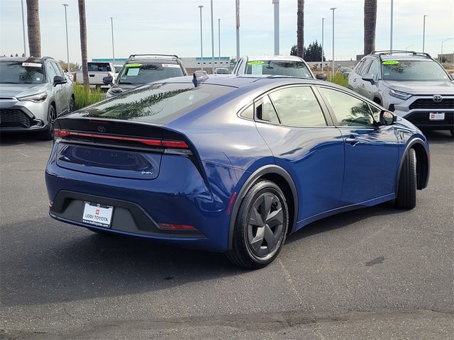 2023 Toyota Prius LE