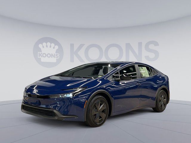 2023 Toyota Prius LE