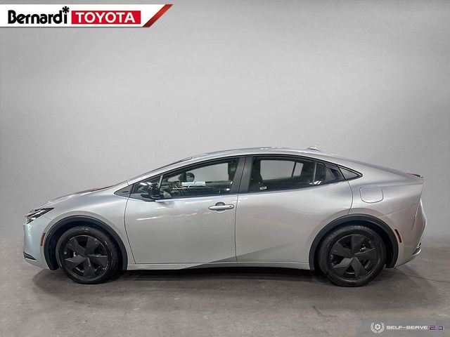 2023 Toyota Prius LE