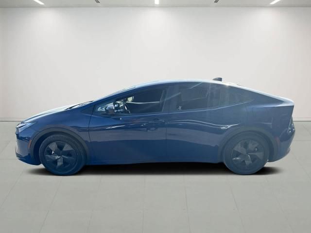 2023 Toyota Prius LE