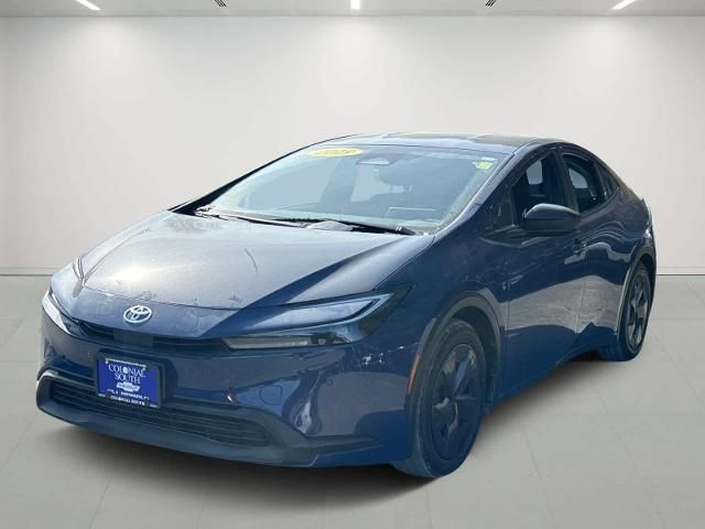 2023 Toyota Prius LE