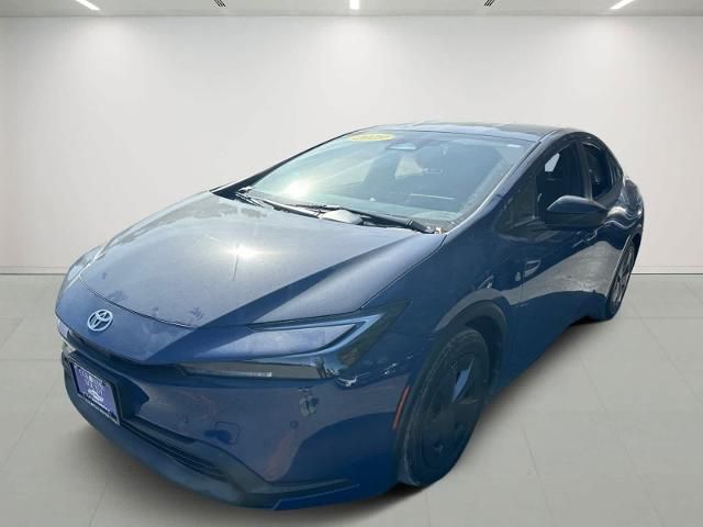 2023 Toyota Prius LE