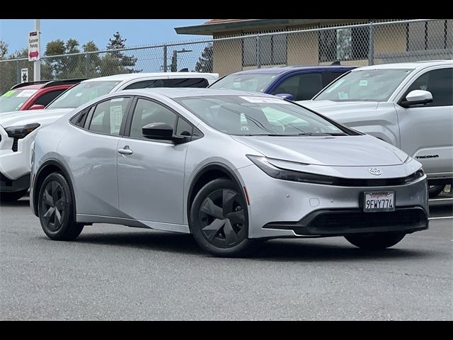 2023 Toyota Prius LE