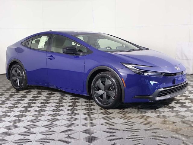 2023 Toyota Prius LE