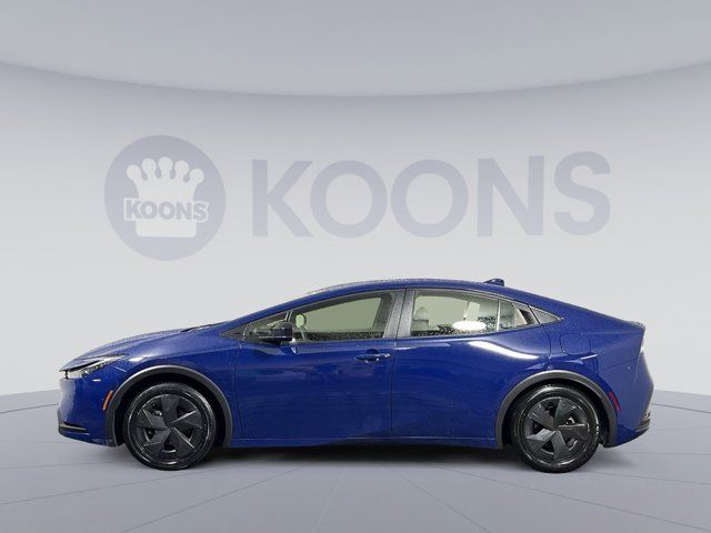 2023 Toyota Prius LE