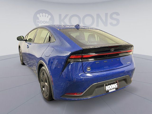 2023 Toyota Prius LE