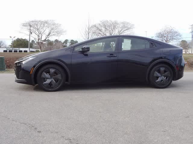 2023 Toyota Prius LE