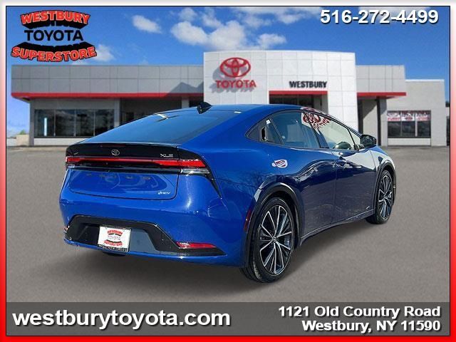 2023 Toyota Prius LE