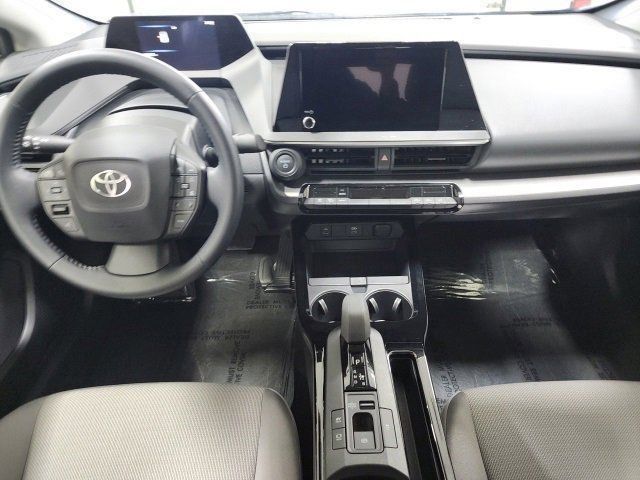 2023 Toyota Prius LE