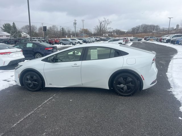 2023 Toyota Prius LE