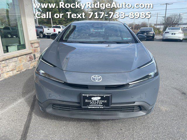 2023 Toyota Prius LE