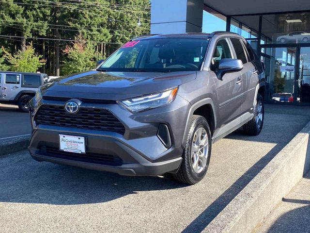 2023 Toyota RAV4 Hybrid LE