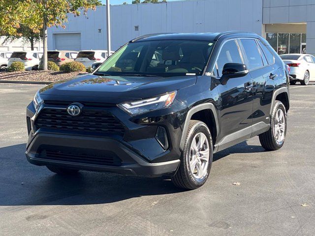 2023 Toyota RAV4 Hybrid LE