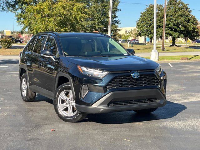 2023 Toyota RAV4 Hybrid LE