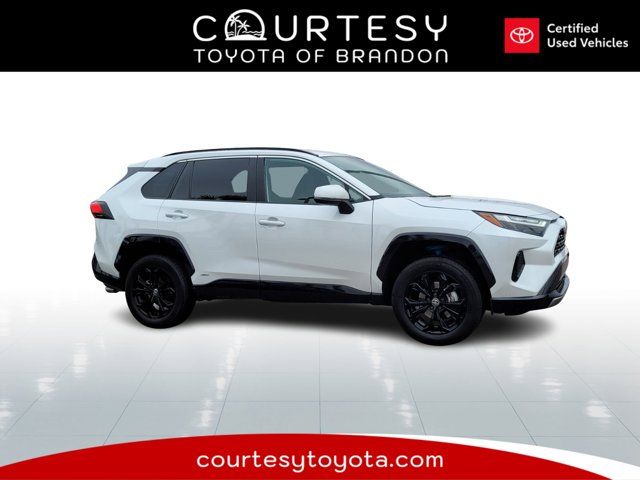 2023 Toyota RAV4 Hybrid SE