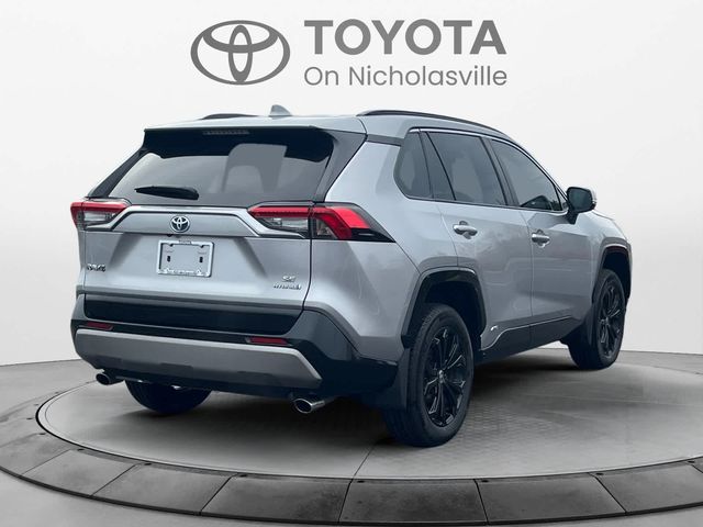 2023 Toyota RAV4 Hybrid SE