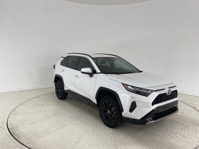 2023 Toyota RAV4 Hybrid SE