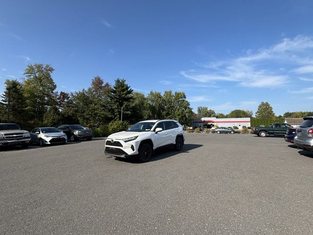 2023 Toyota RAV4 Hybrid SE