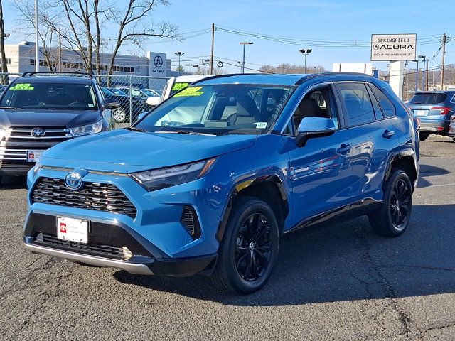 2023 Toyota RAV4 Hybrid SE