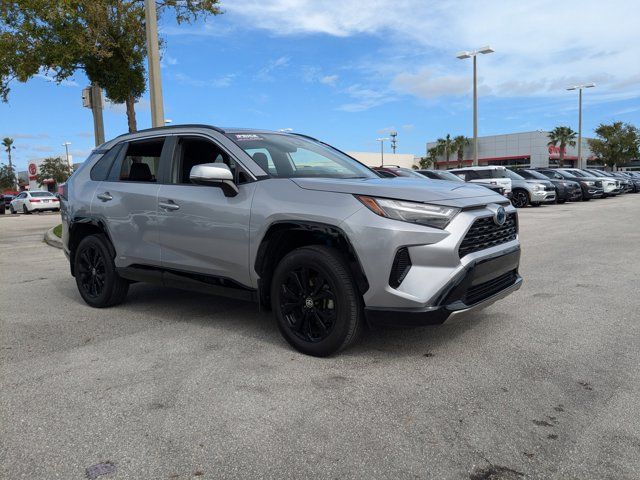 2023 Toyota RAV4 Hybrid SE